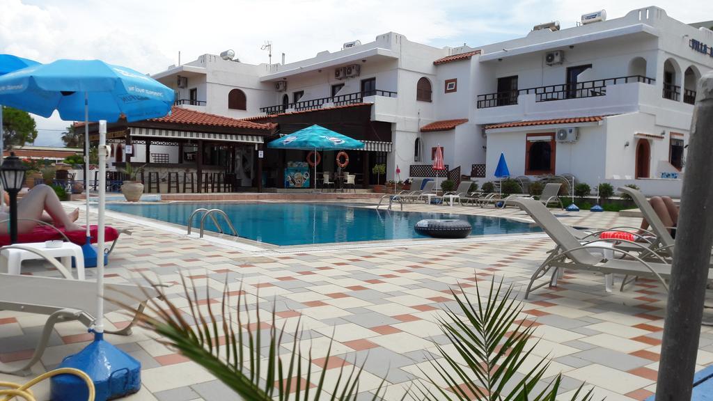 Villa Myrto Hersonissos  Exteriör bild